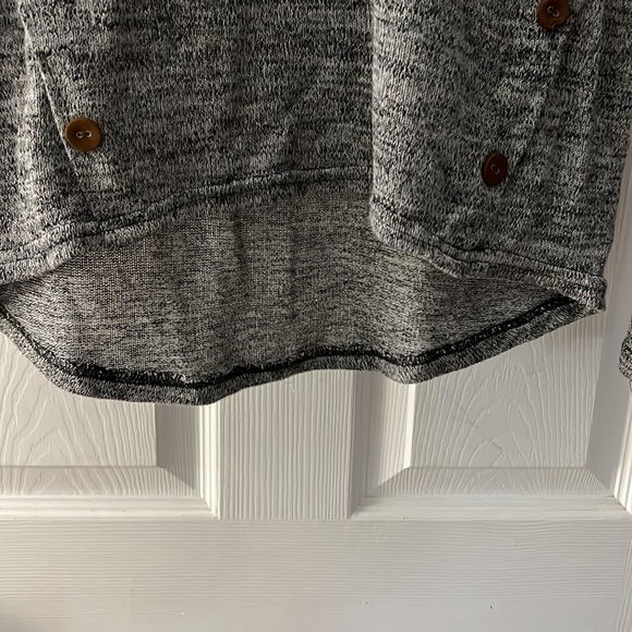 Sweater - Picture 4 of 5